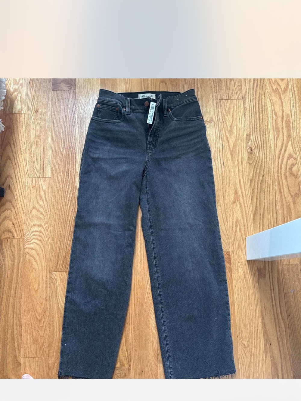 Madewell Women's Straight-Leg Jeans in Washed Black